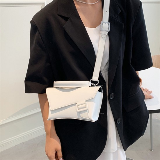 Leather Purse With Buckle Leather Purse With Buckle